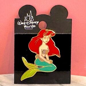 Walt Disney World The Little Mermaid Ariel Pin Brooch Jewelry Collectible‎